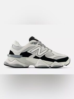 New Balance 9060 Black with Reflection Size 7.5